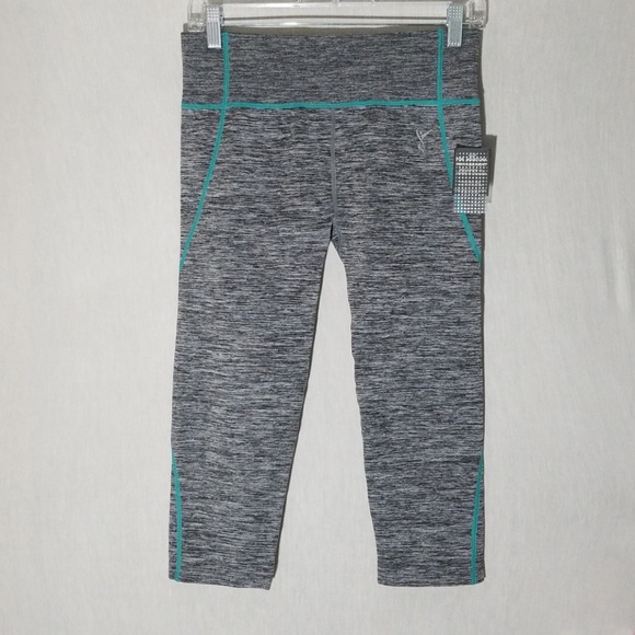 NWT Capri Athletic Leggings B11 - Picture 1 of 5